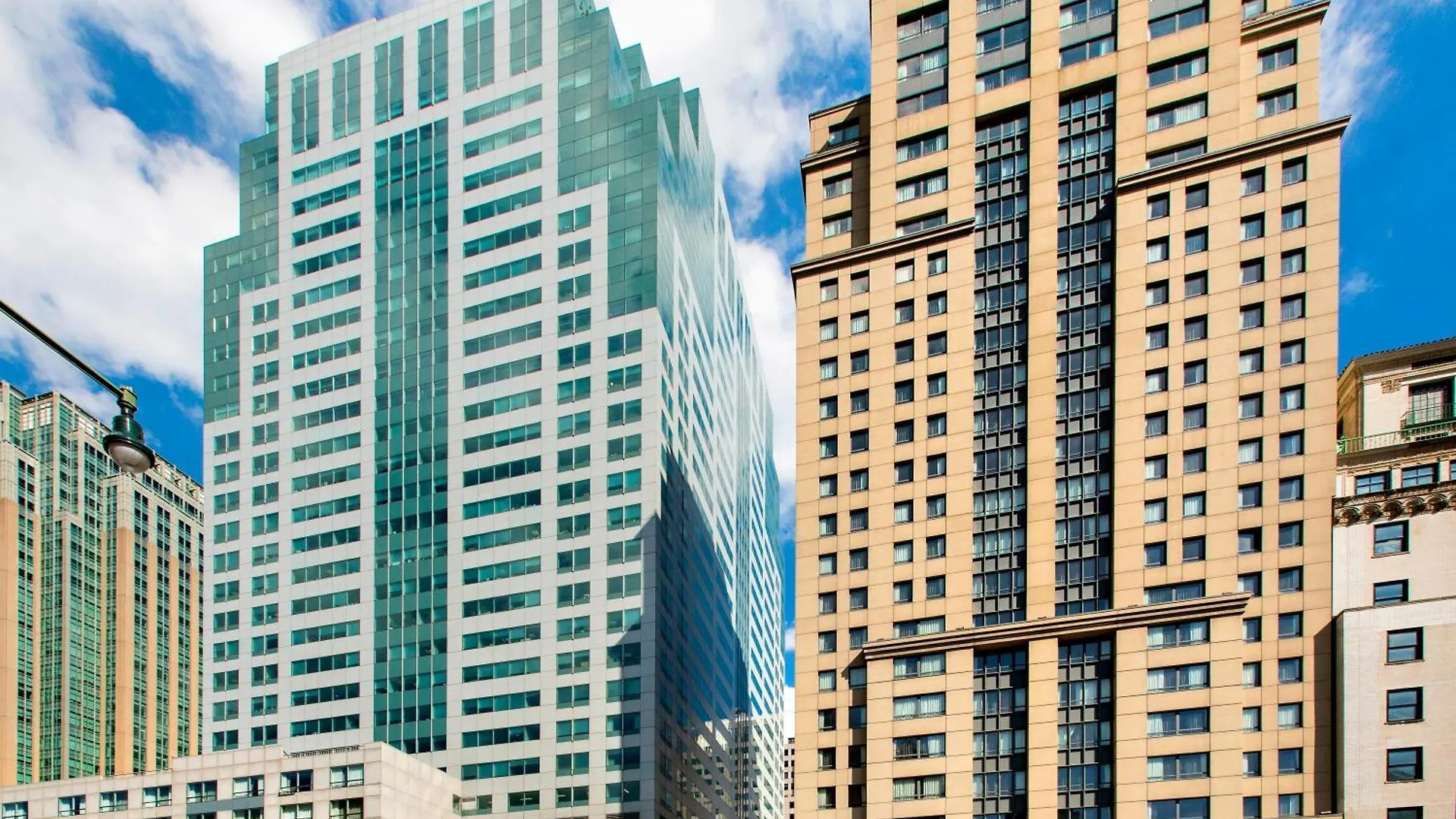 Hotel New York Marriott At The Brooklyn Bridge